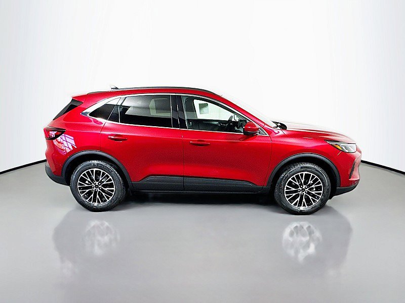 New 2025 Ford Escape SE w/ PHEV Premium Package image 8