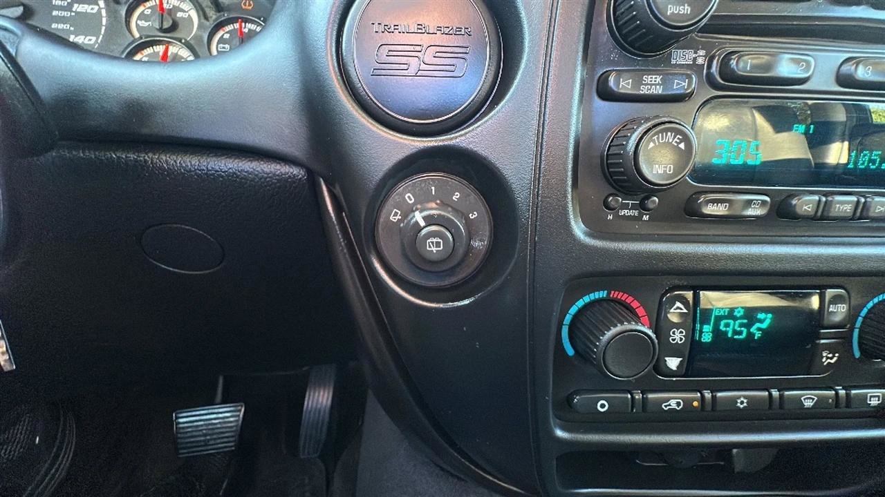 Used 2007 Chevrolet TrailBlazer SS AWD/4WD image 73