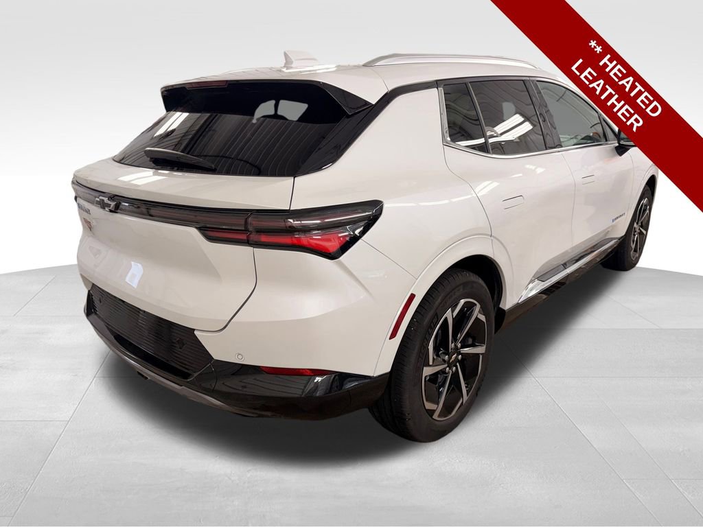 Used 2024 Chevrolet Equinox EV LT w/ LPO, Trailering Package image 7