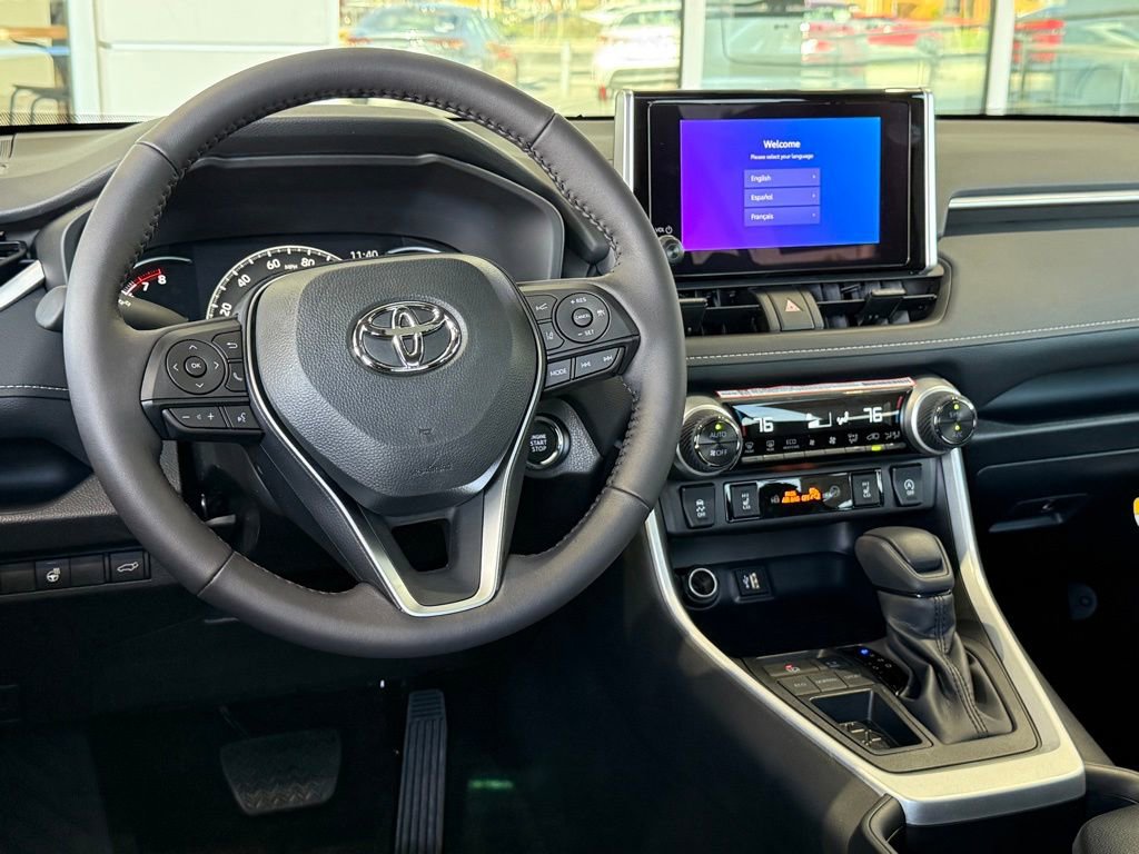 New 2025 Toyota RAV4 XLE image 27