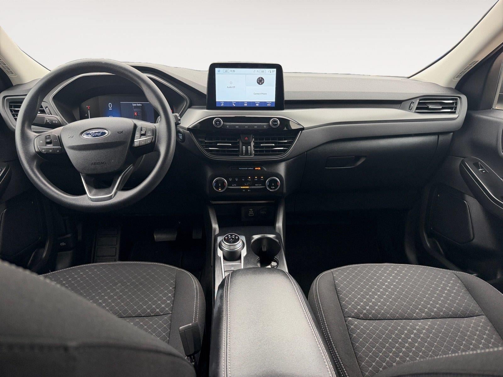 Used 2025 Ford Escape Active AWD/4WD image 10