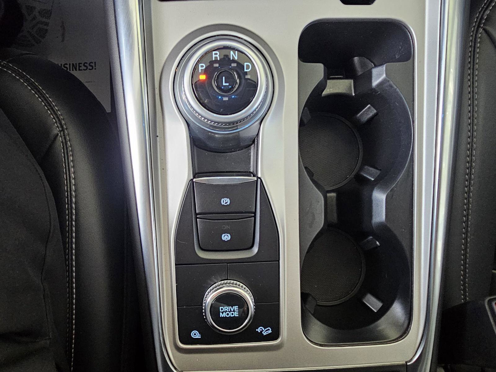 Used 2023 Ford Explorer XLT w/ Equipment Group 202A AWD/4WD image 25