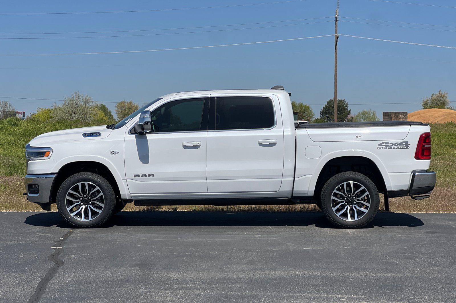 New 2026 RAM 1500 Limited AWD/4WD image 13