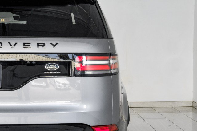 Used 2020 Land Rover Discovery Landmark AWD/4WD image 53