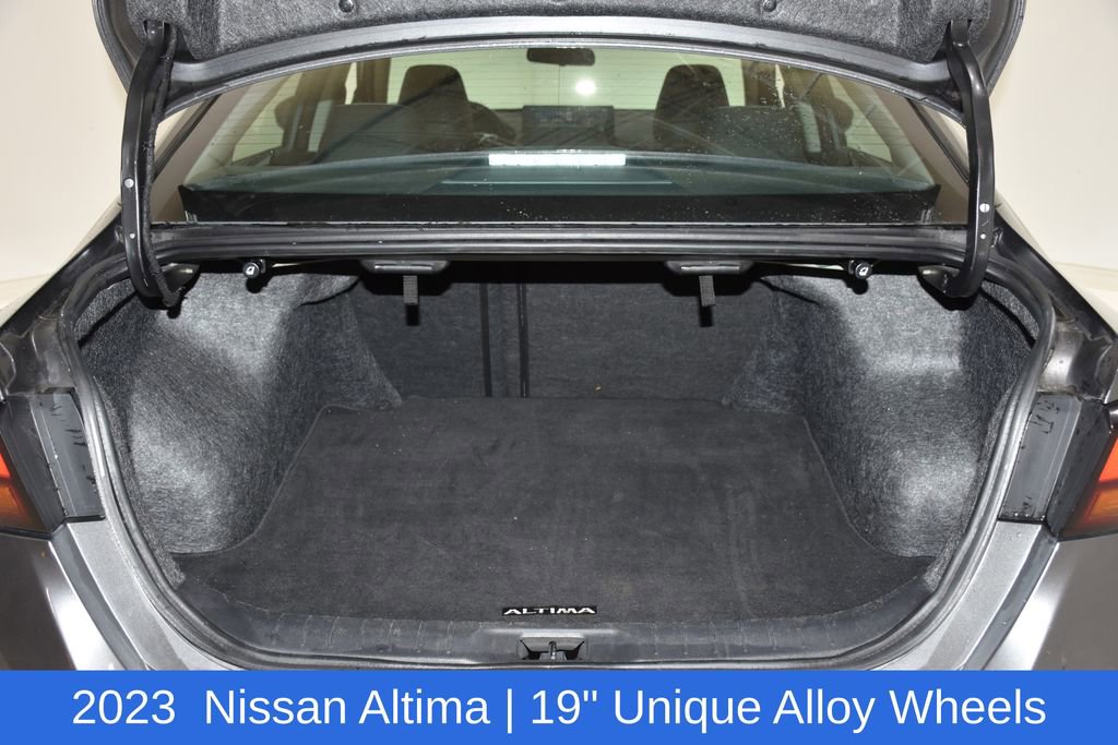 Used 2023 Nissan Altima 2.5 SL image 29