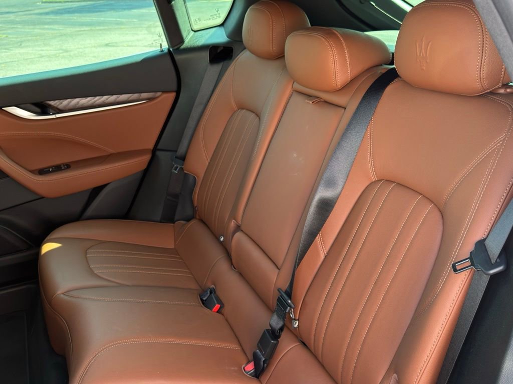 Certified 2022 Maserati Levante Modena image 18