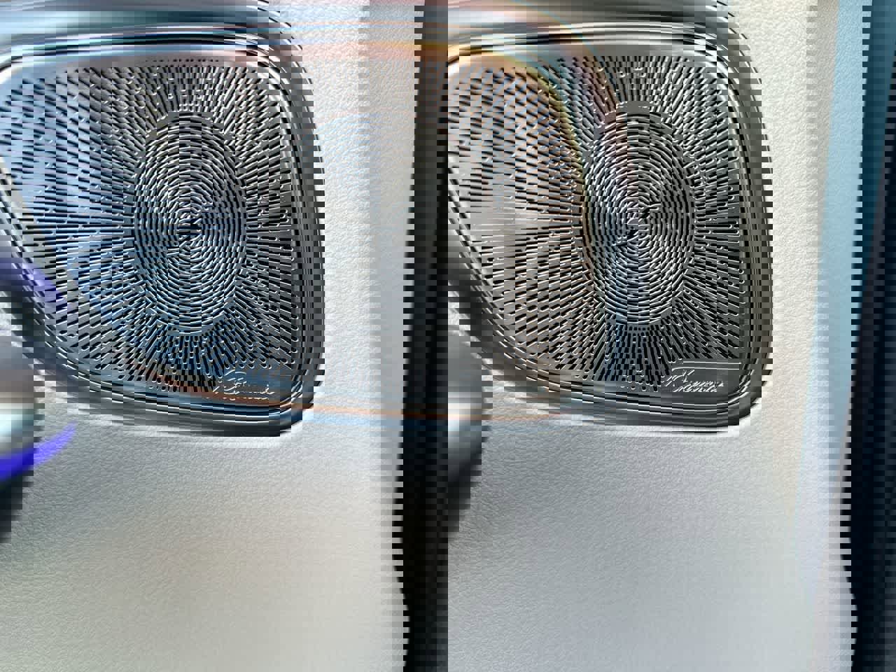 Used 2025 Mercedes-Benz GLC 300 4MATIC image 34