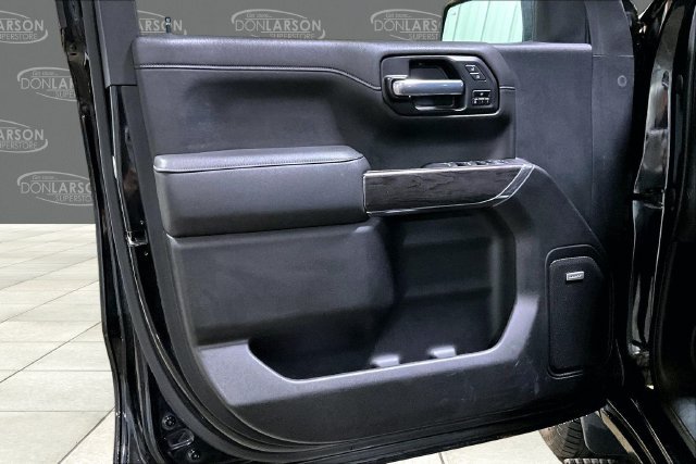 Used 2021 Chevrolet Silverado 1500 LTZ w/ LTZ Premium Package AWD/4WD image 14