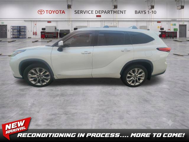 Used 2022 Toyota Highlander Limited