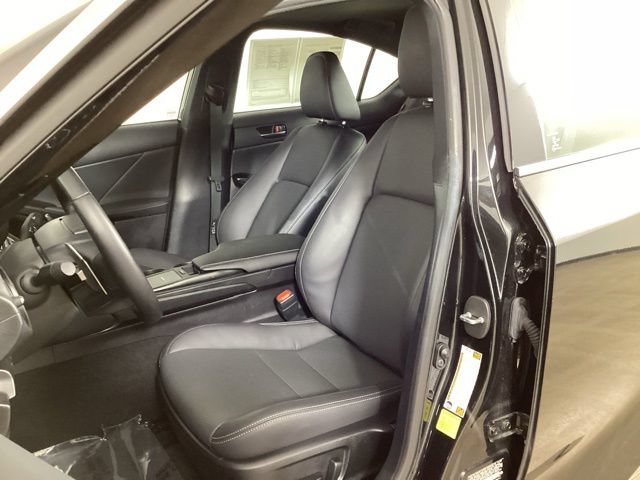 Certified 2025 Lexus IS 350 F Sport w/ Navigation Package AWD/4WD image 29