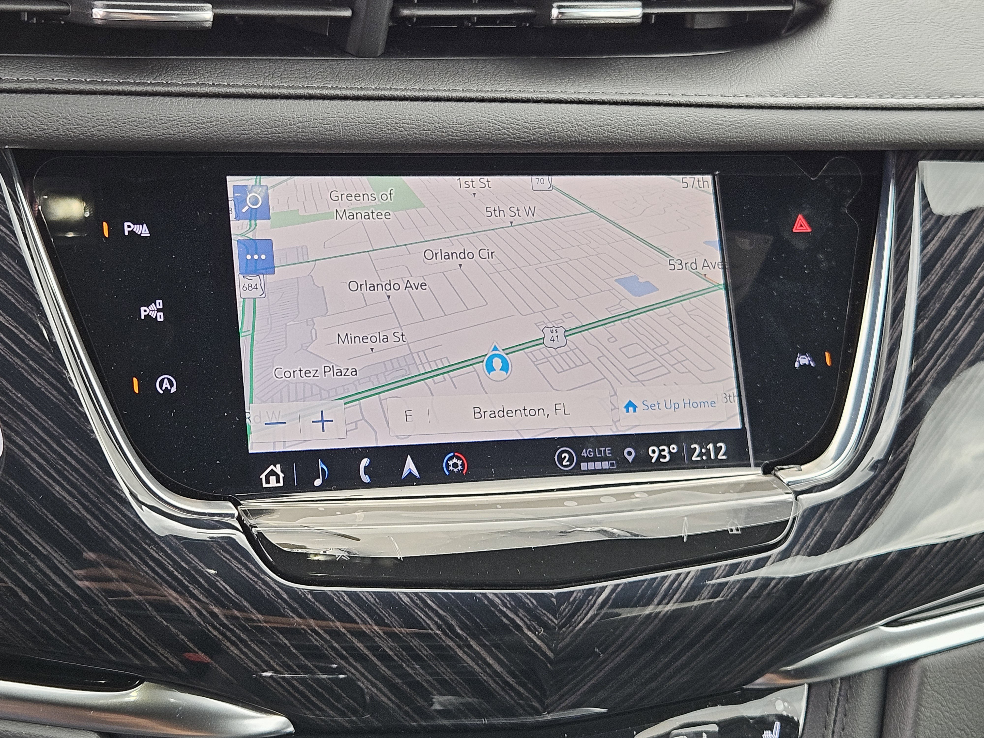 New 2025 Cadillac XT6 Premium Luxury w/ Technology Package FWD image 27