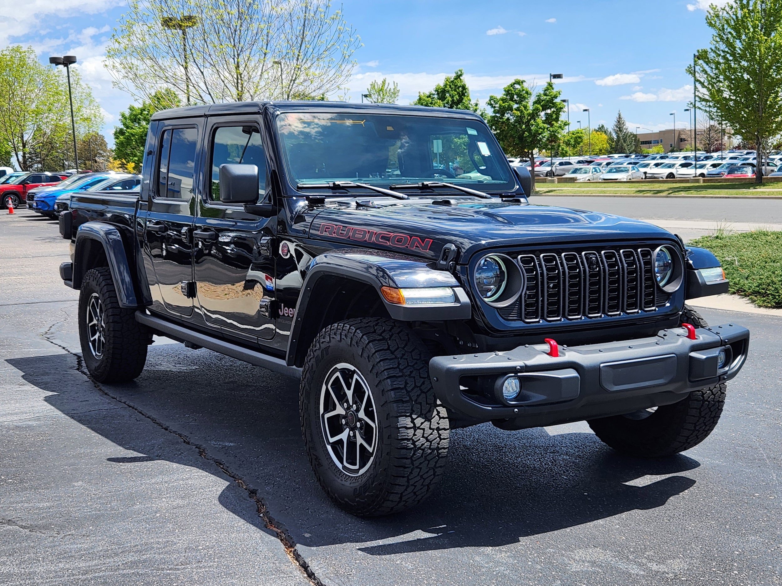 Used 2024 Jeep Gladiator Rubicon AWD/4WD image 4