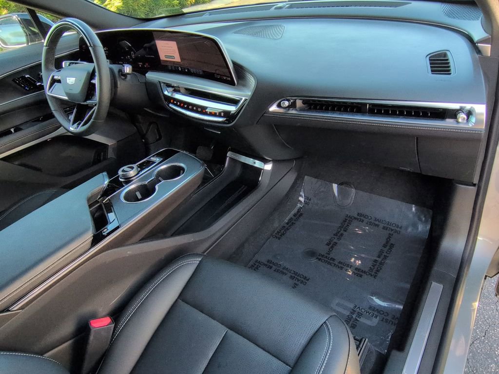 Certified 2026 Cadillac Lyriq Premium Sport w/ LPO, Floor Liner Package image 34