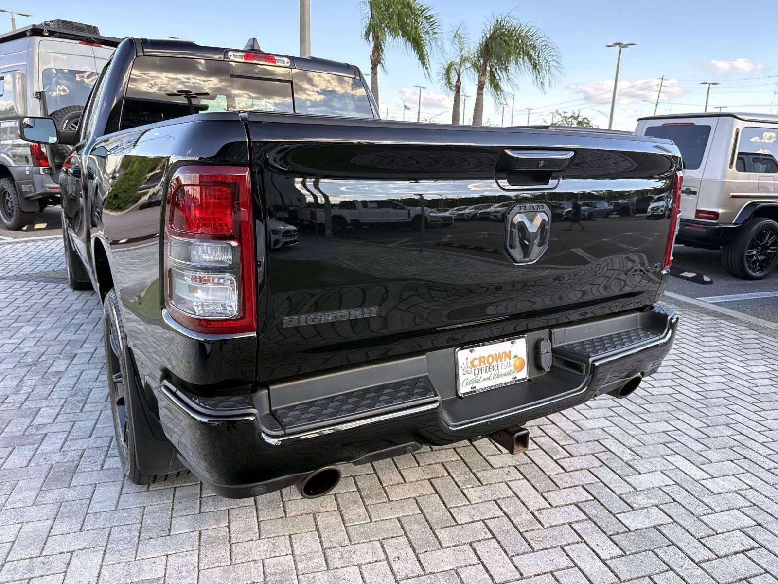 Used 2022 RAM 1500 Big Horn w/ Night Edition AWD/4WD image 10
