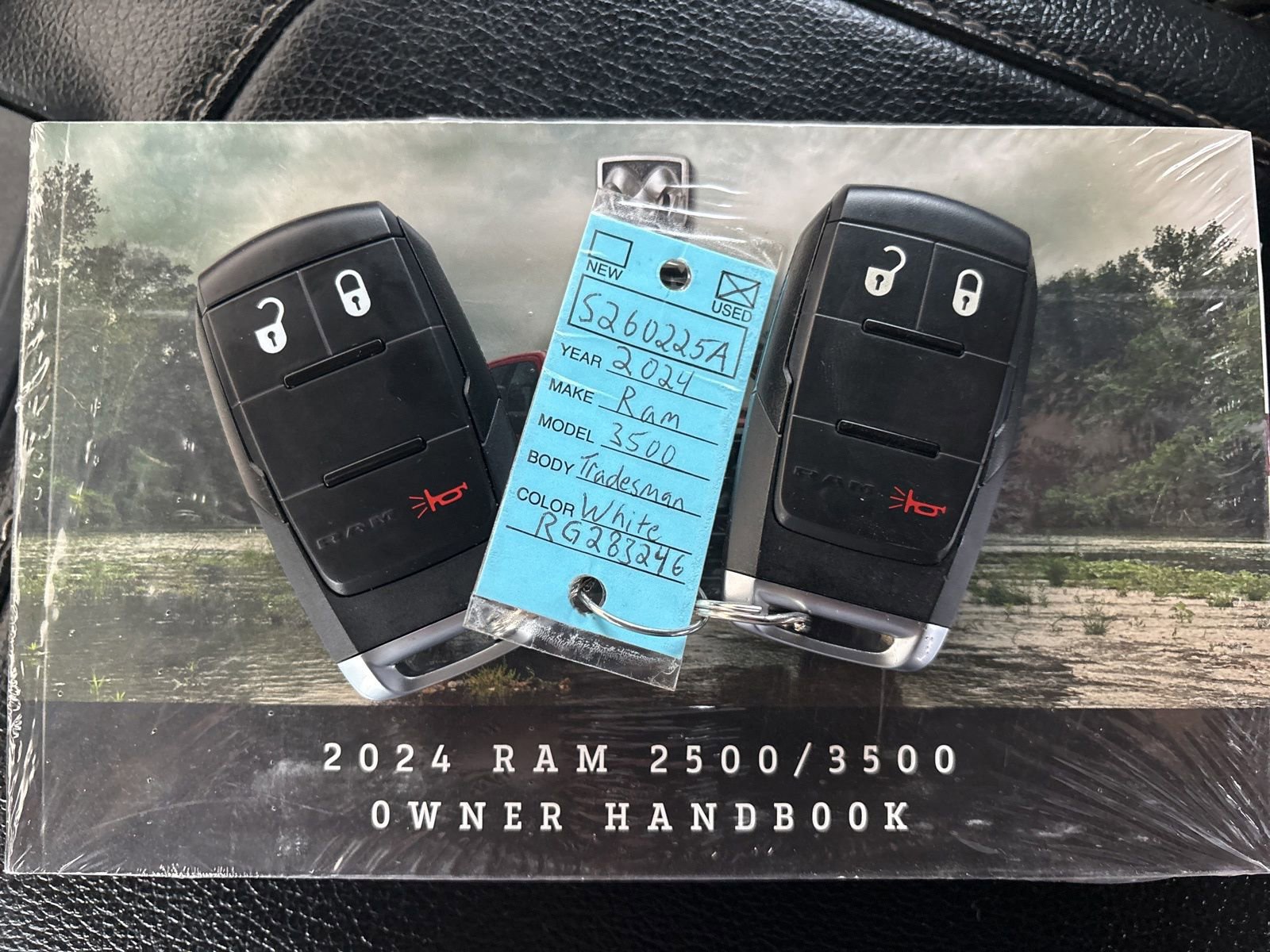 Used 2024 RAM 3500 Tradesman w/ Chrome Appearance Group image 24