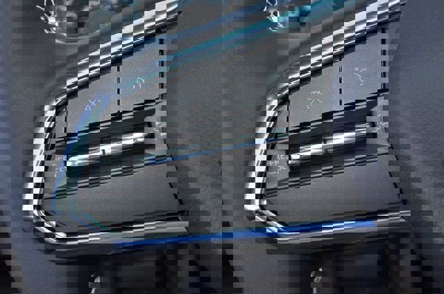 New 2025 Chevrolet Silverado EV LT image 19