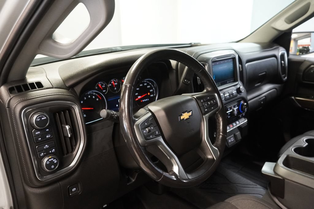 Used 2020 Chevrolet Silverado 1500 LT w/ All-Star Edition AWD/4WD image 6