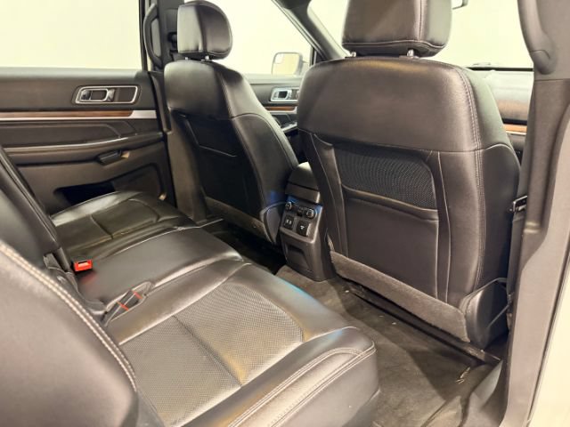 Used 2017 Ford Explorer Limited AWD/4WD image 29