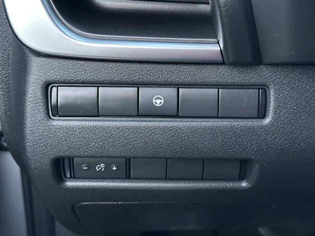 Certified 2023 Nissan Rogue SV image 36