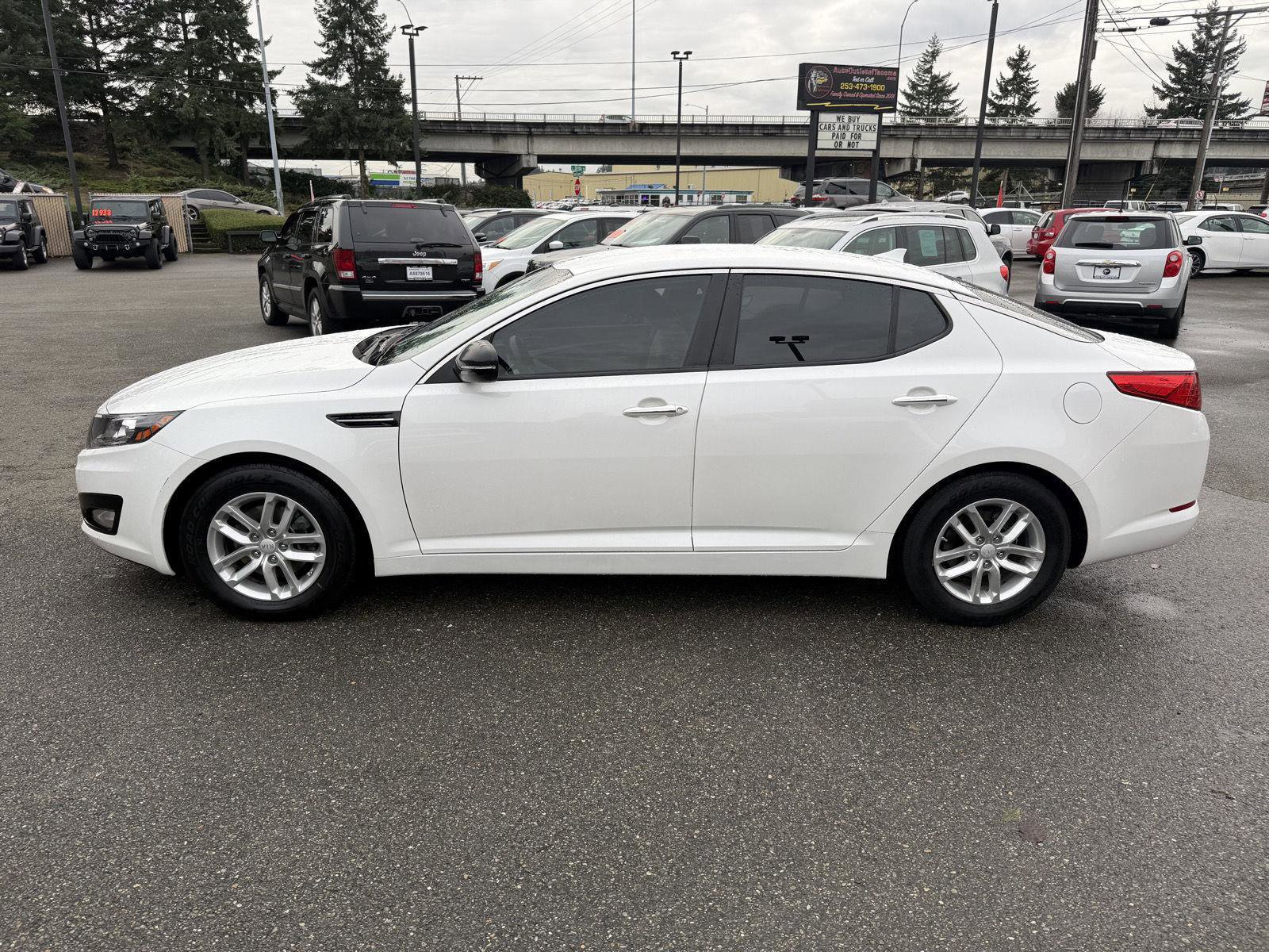 Used 2013 Kia Optima LX image 12
