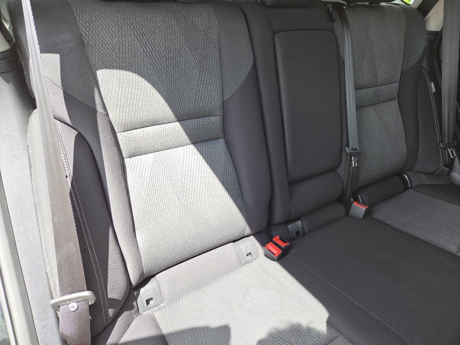 Used 2025 Nissan Rogue SV FWD image 21