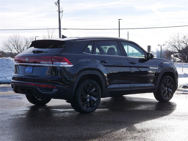 Certified 2024 Volkswagen Atlas Cross Sport SE image 7