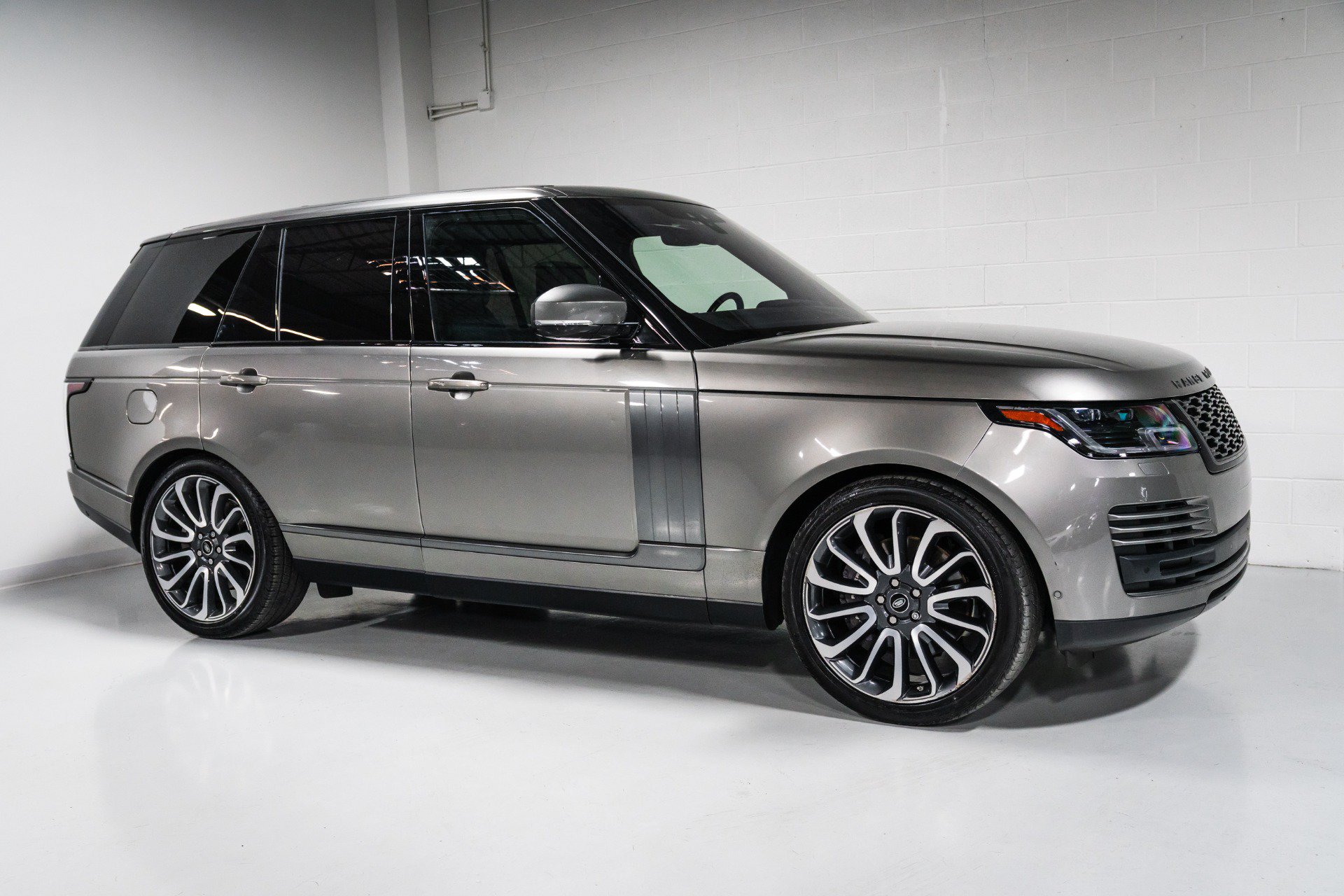 Used 2018 Land Rover Range Rover HSE