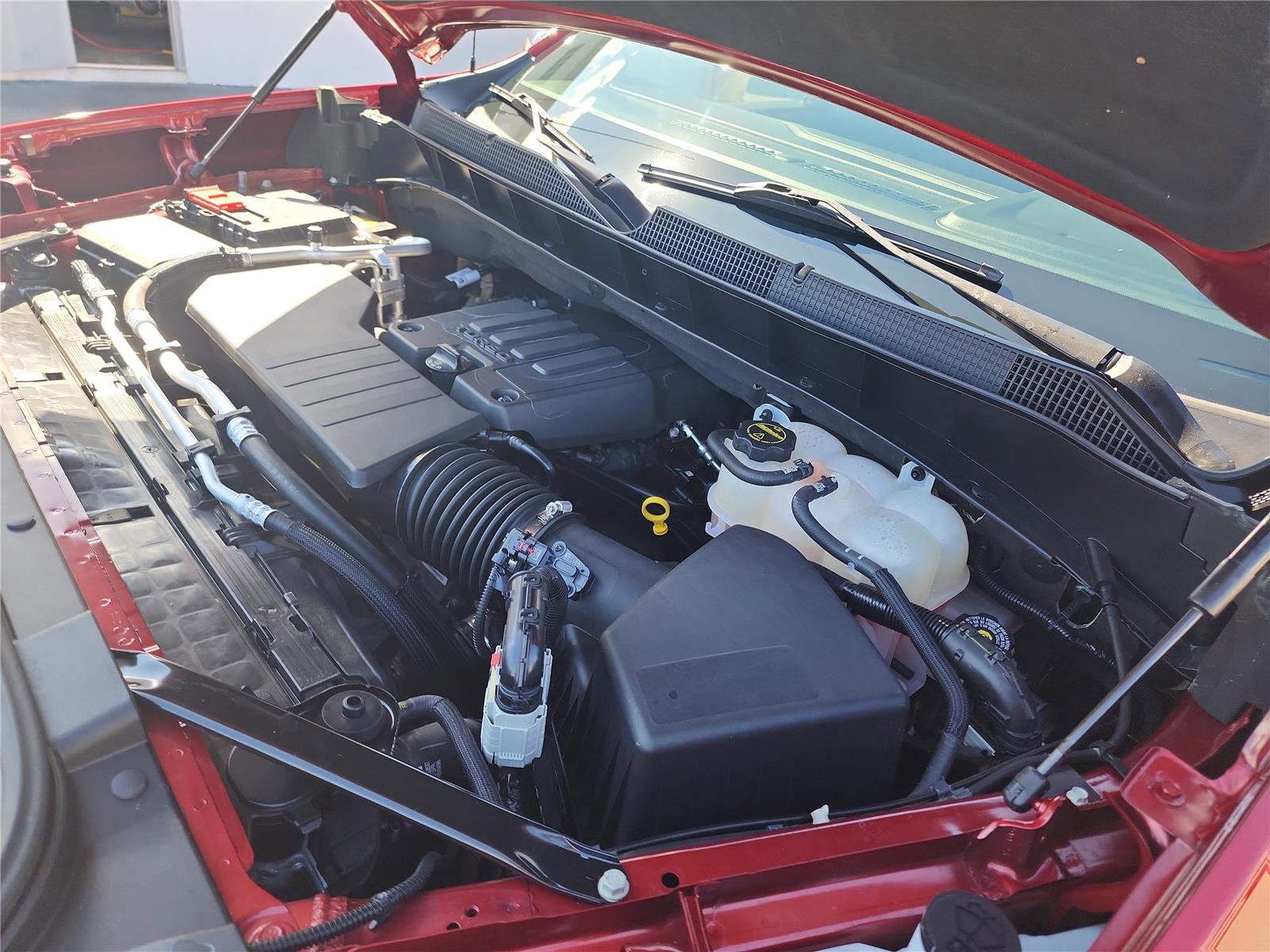 Used 2024 Chevrolet Silverado 1500 LT image 15