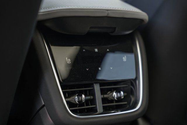 New 2026 Volvo EX90 Ultra image 31