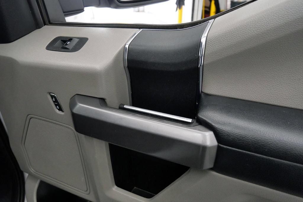 Used 2019 Ford F350 XLT w/ XLT Value Package AWD/4WD image 18