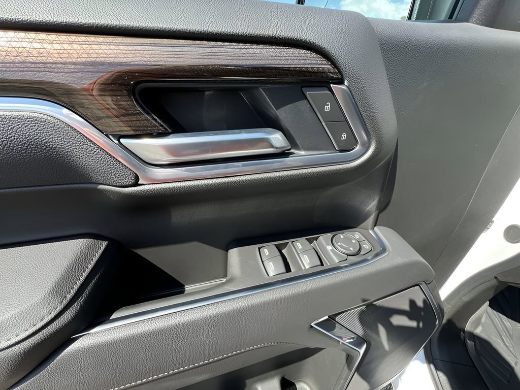 New 2026 Chevrolet Silverado 1500 LT image 22