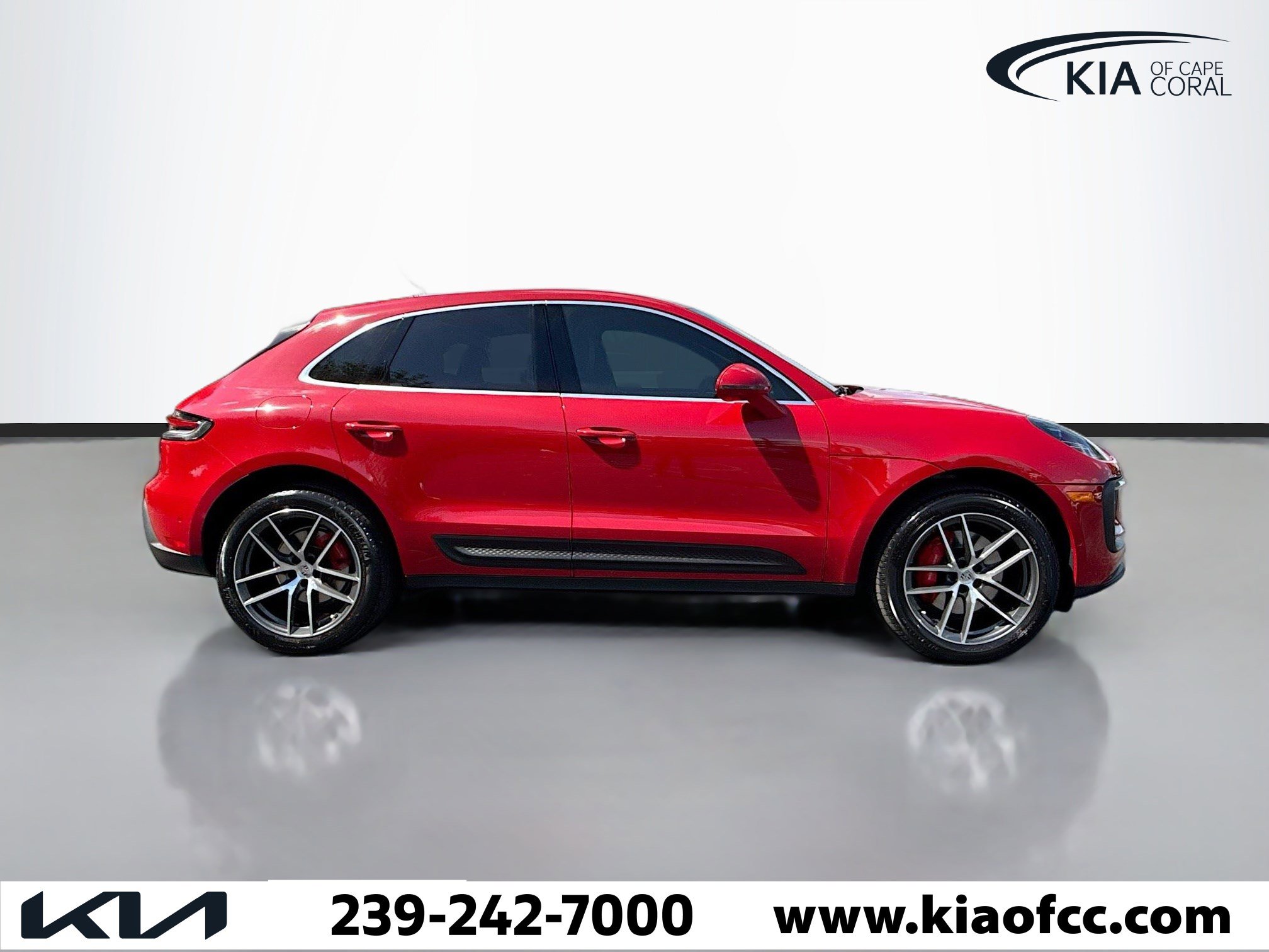 Used 2023 Porsche Macan S image 7
