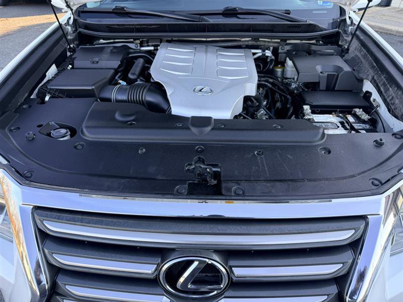 Used 2015 Lexus GX 460 4WD w/NAVIGATION SYSTEM & SUNR image 40