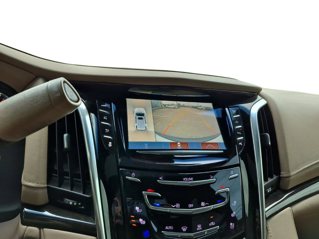 Used 2018 Cadillac Escalade Platinum image 28