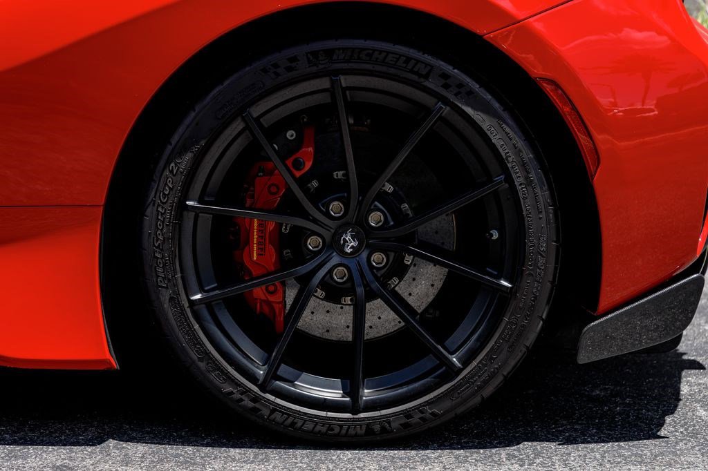 Used 2019 Ferrari 488 Pista Coupe RWD image 42