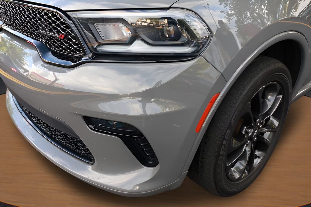 Used 2022 Dodge Durango SXT w/ Blacktop Package AWD/4WD image 4
