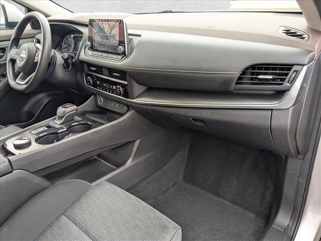 Used 2023 Nissan Rogue SV image 19