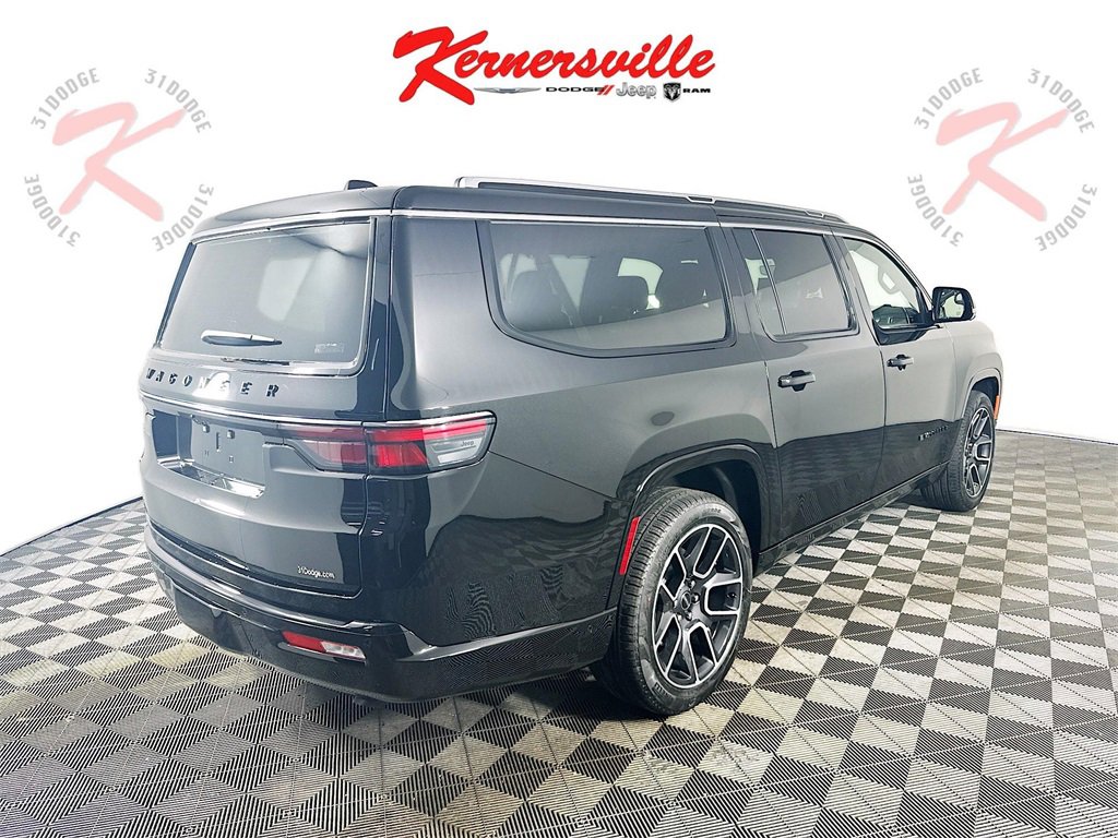 New 2025 Jeep Wagoneer L Series III image 7