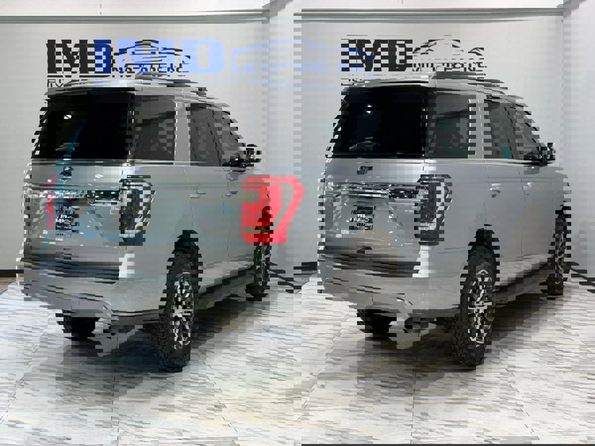 Used 2020 Ford Expedition XLT image 6