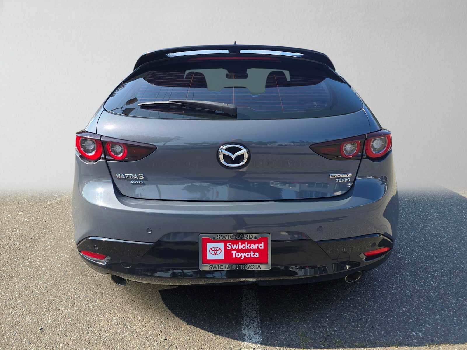 Used 2024 MAZDA MAZDA3 Hatchback w/Premium Plus Pkg AWD/4WD image 4
