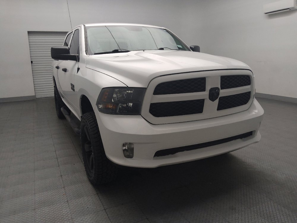 Used 2018 RAM 1500 Express w/ Express Value Package RWD image 14