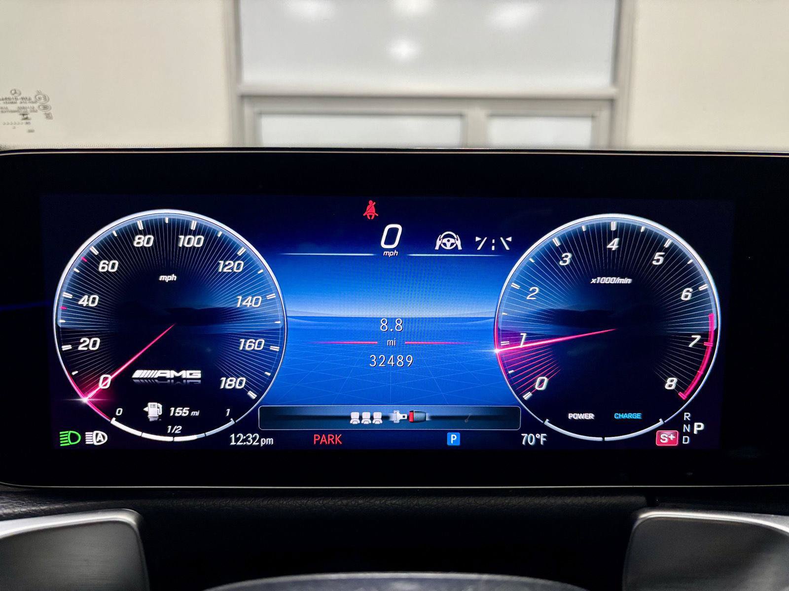 Used 2024 Mercedes-Benz GLB 35 AMG 4MATIC image 31