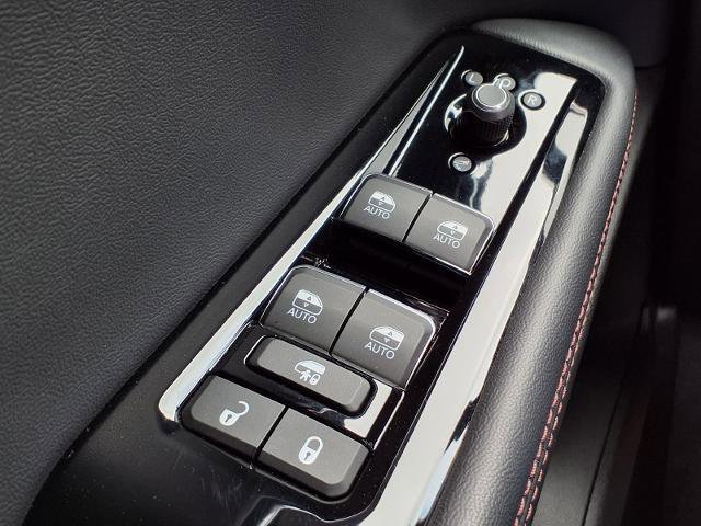 Used 2025 Jeep Wagoneer S Limited image 17