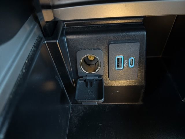 Certified 2022 Ford Explorer XLT image 36