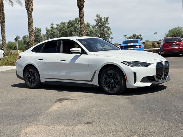 Used 2023 BMW i4 eDrive35 w/ Premium Package RWD image 4
