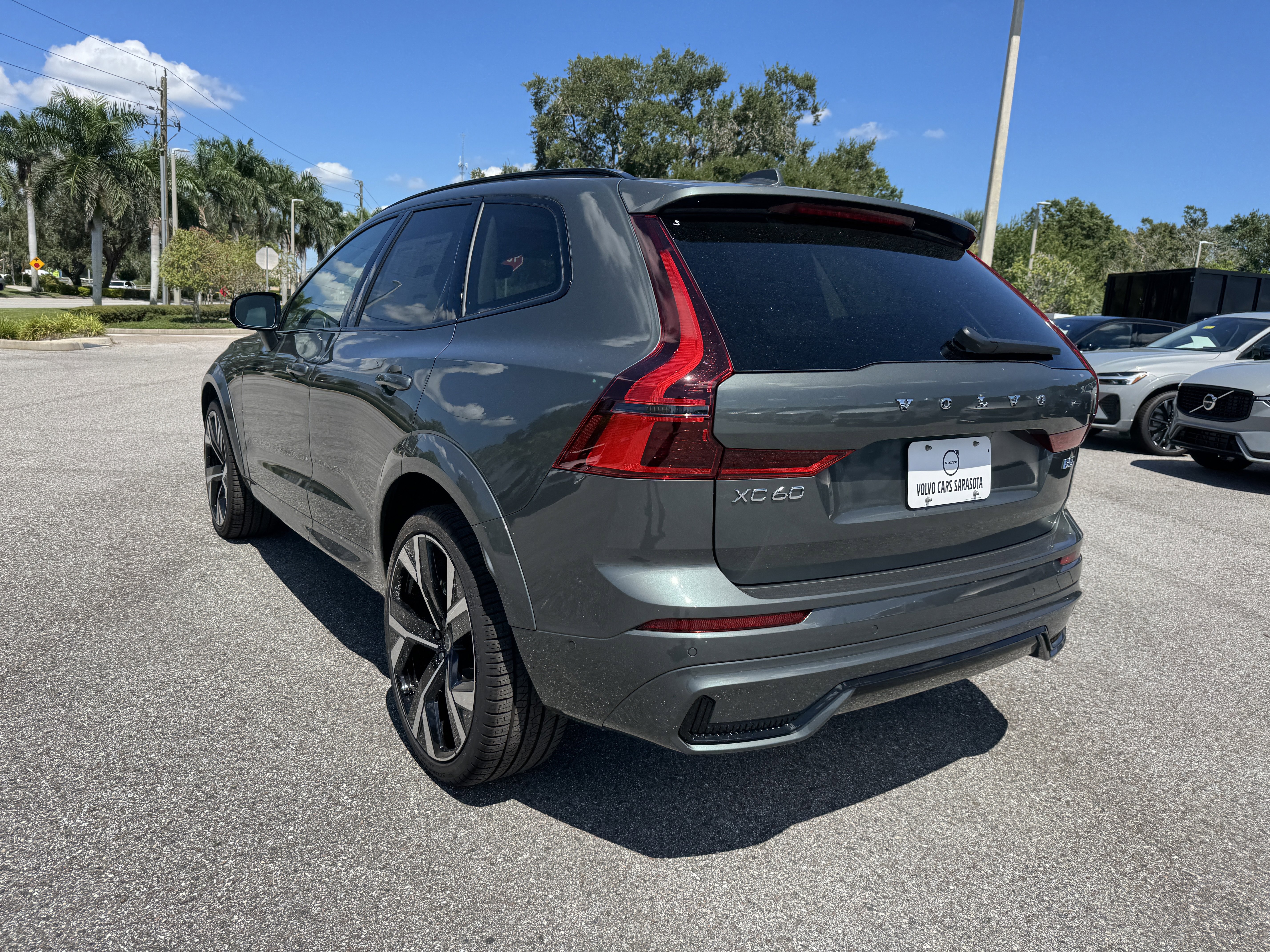 New 2026 Volvo XC60 B5 Ultra w/ Protection Package image 5