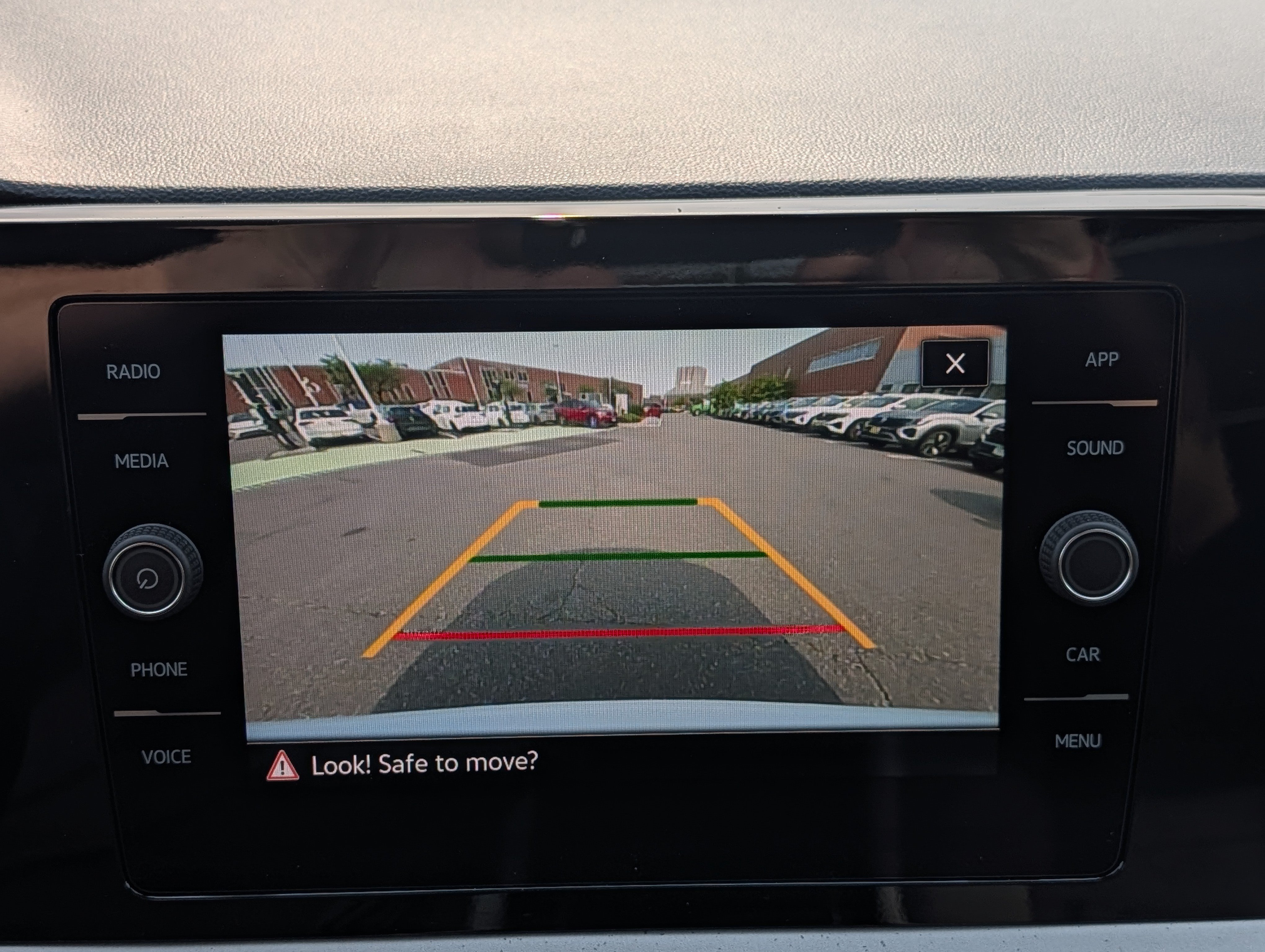 New 2026 Volkswagen Taos SE AWD/4WD image 10