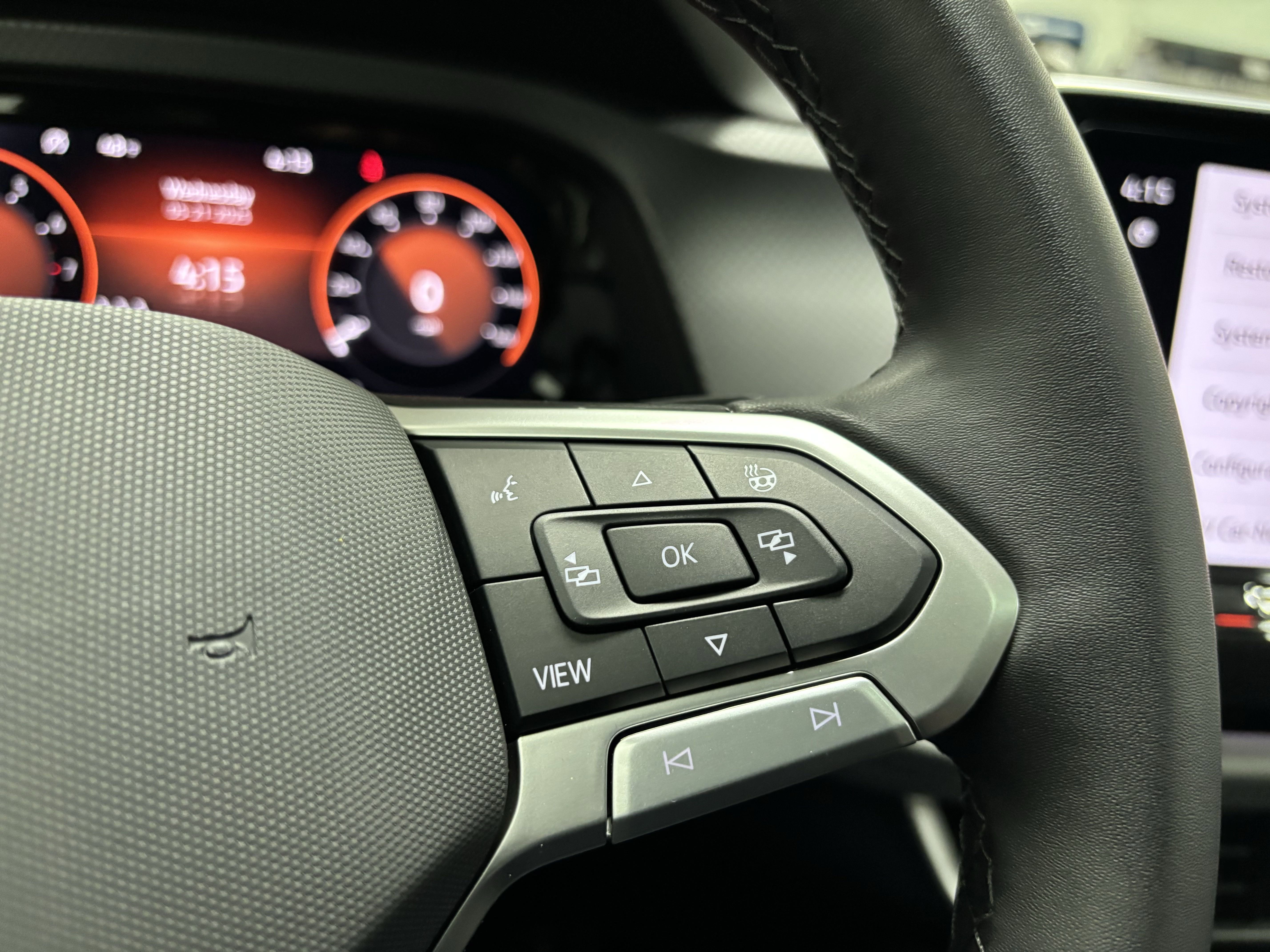 New 2025 Volkswagen Atlas Peak Edition SE image 26