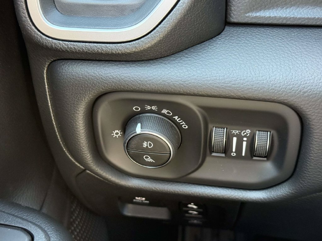 New 2026 RAM 1500 Big Horn AWD/4WD image 26