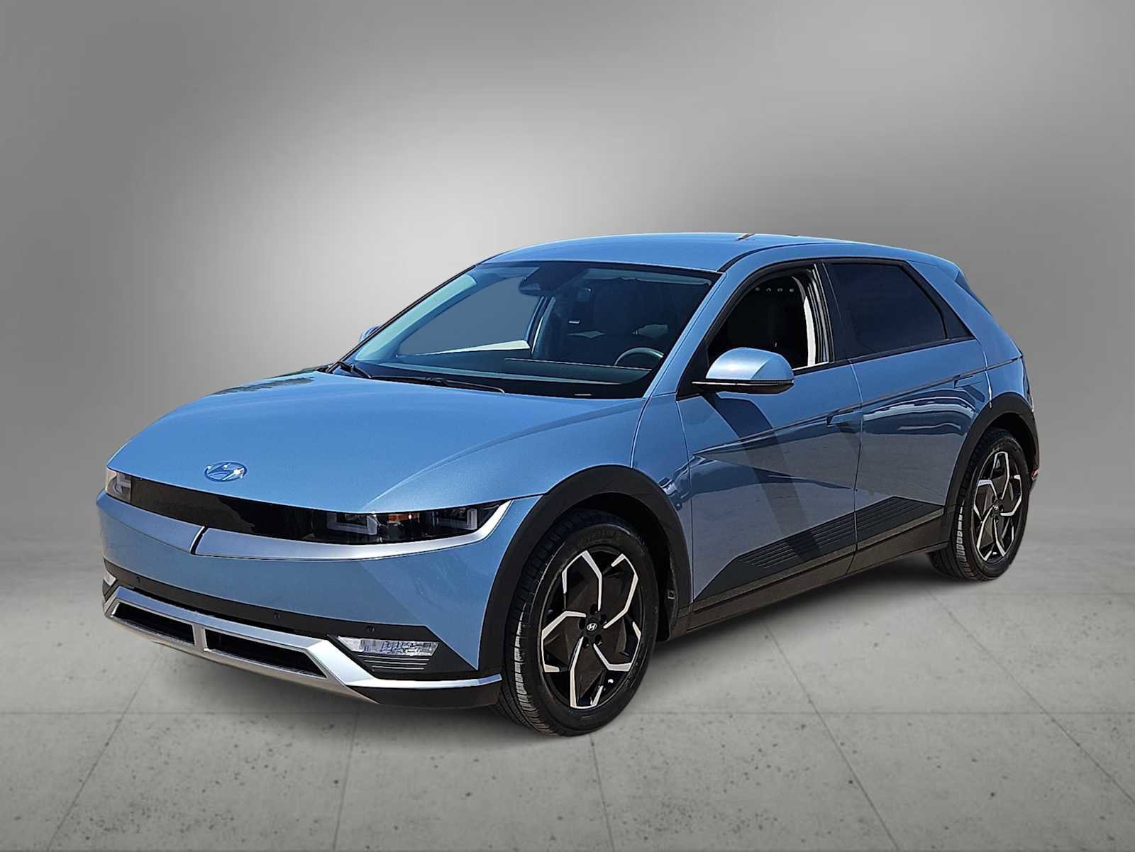 Used 2024 Hyundai Ioniq 5 SEL image 4